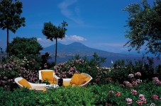 Terrazza dellhotel Excelsior di Napoli 