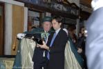 I soci delle Delegazioni Epulae di Bracciano impegnati col metodo Sabrage in occasione del secondo compleanno di Epulae a Venezia