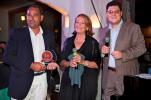 Riconoscimento "Cantina emergente" Massimo Ruggero della Cantina Siddra con i giornalisti, Anna Di Martino e Bruno Gambacorta